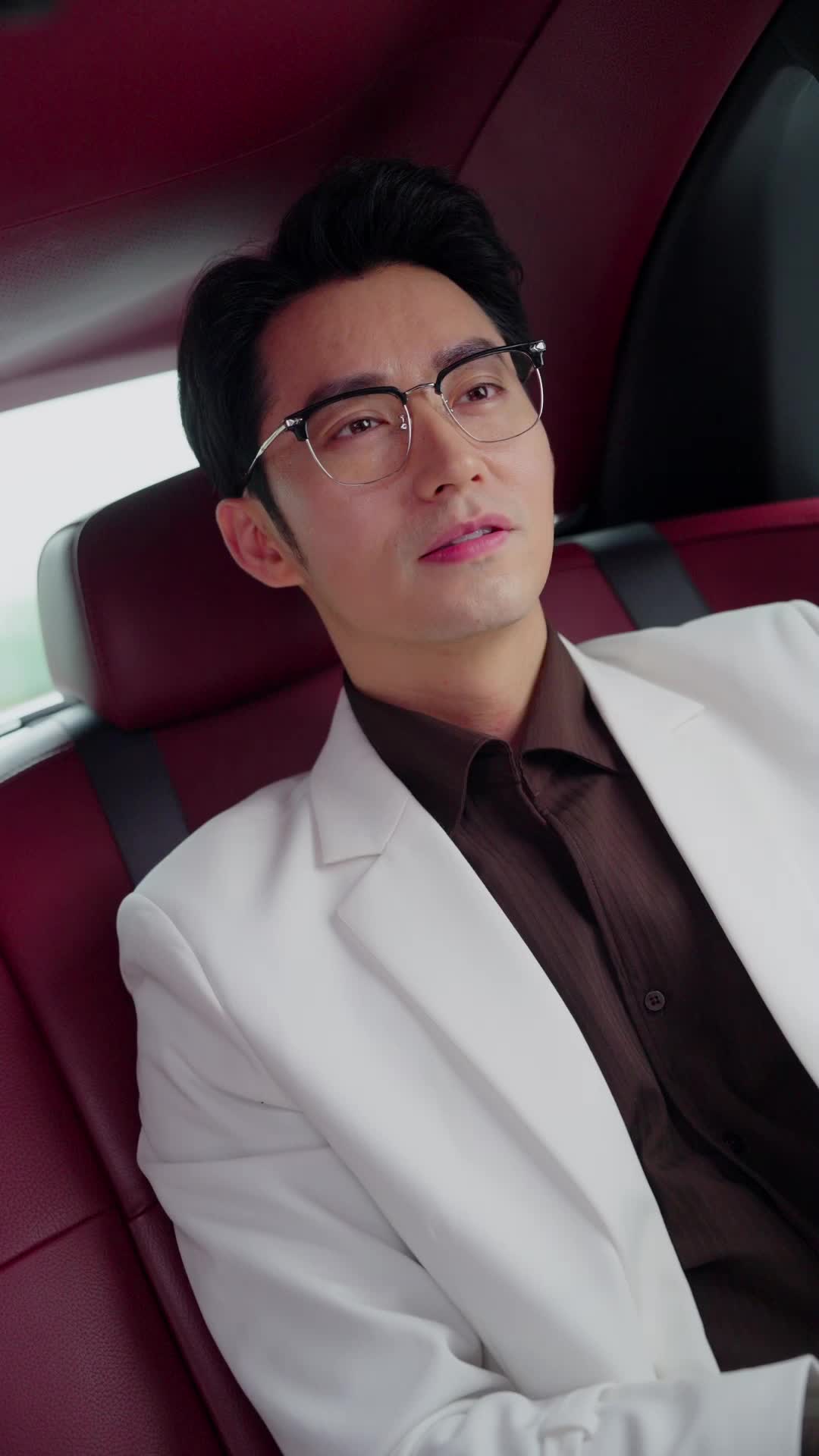 الحلقة 28 - صعود من رماد الجنون